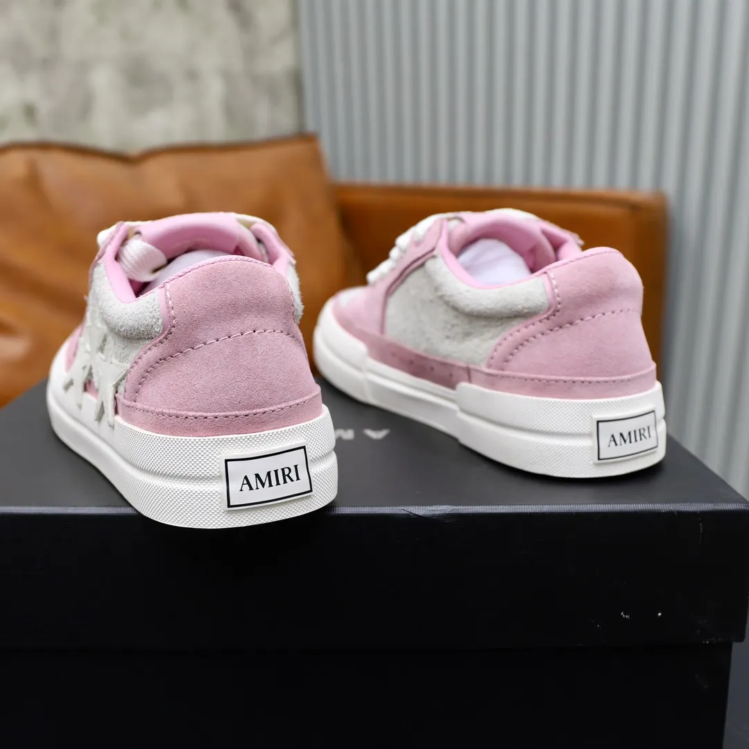 Men's men's shoes 💰540💰🔥🔥🔥 Couple style Amiri2024 new sports and casual shoes, casual, fashionable and versatile flat-soled moral training shoes. Classic color combination + perfect shoe shape, Amiri’s classic Logo star makes you and I fall in love. Imported cow suede leather makes the shoes more high-end. Recommended by major celebrities, bloggers and internet celebrities.   Color: black, off-white, blue, pink, red. Size: Women’s 35-40 (41 is custom-made and non-returnable) Men’s 38-44 (45 and 46 are custom-made and non-refundable)